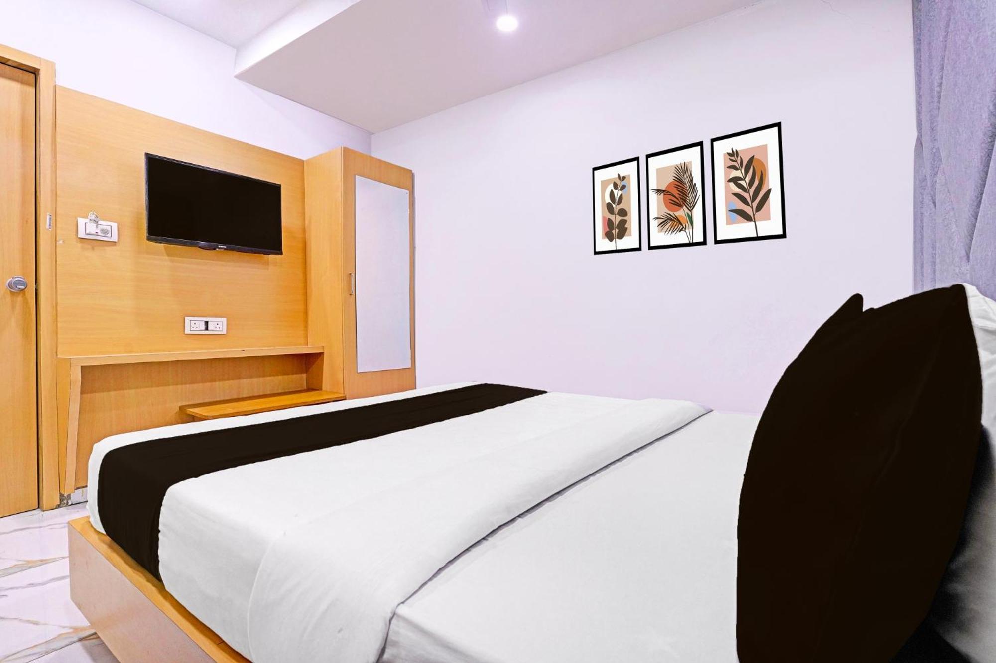 Hotel O Patang 24 Ahmedabad Exteriör bild