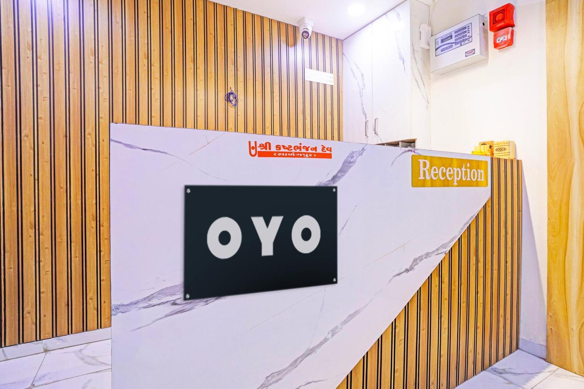 Hotel O Patang 24 Ahmedabad Exteriör bild